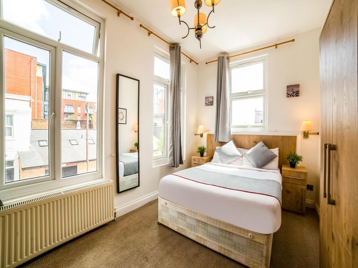Oyo Tamtam Acton Hotel Londen Buitenkant foto