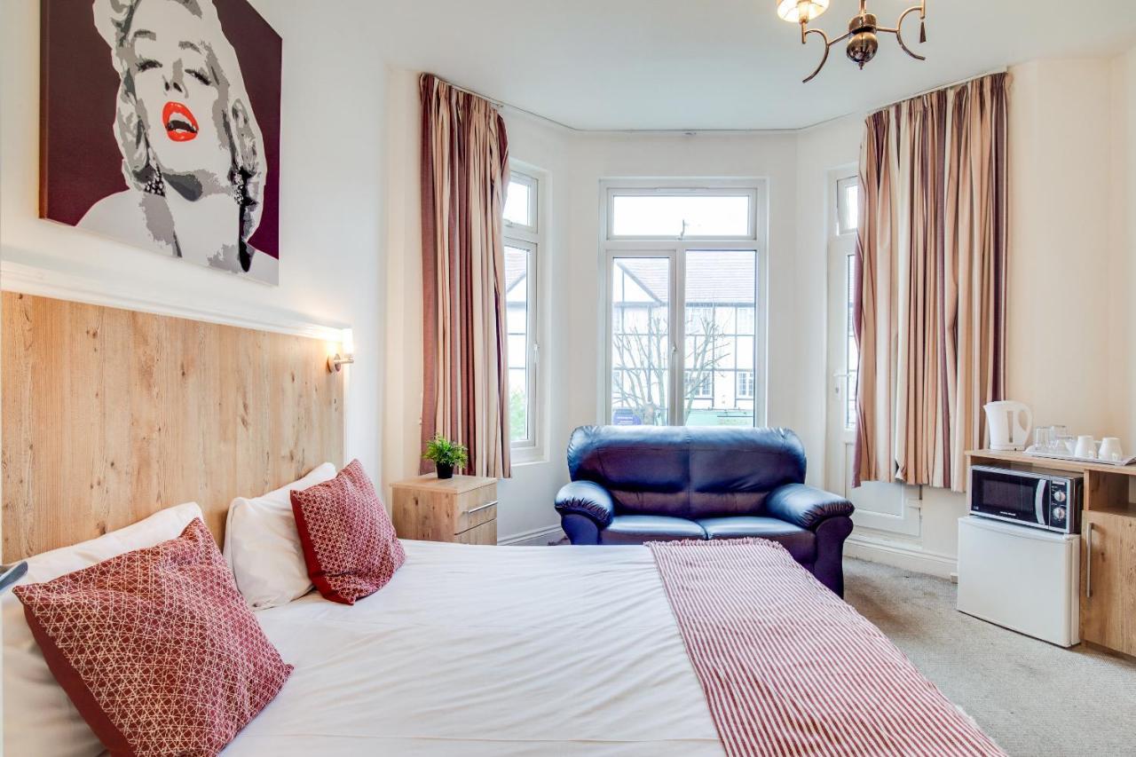 Oyo Tamtam Acton Hotel Londen Buitenkant foto