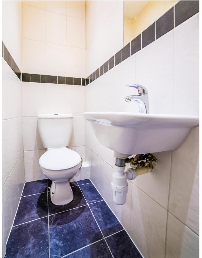Oyo Tamtam Acton Hotel Londen Buitenkant foto