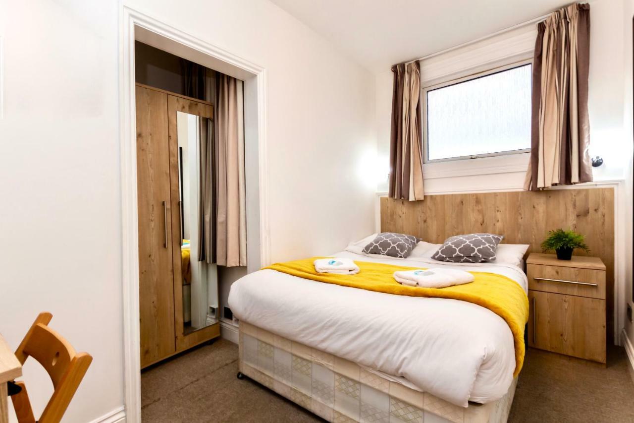 Oyo Tamtam Acton Hotel Londen Buitenkant foto