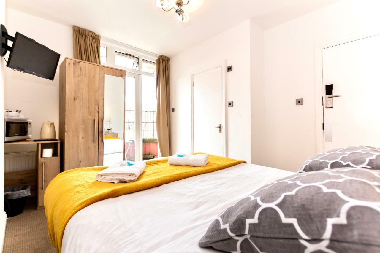 Oyo Tamtam Acton Hotel Londen Buitenkant foto