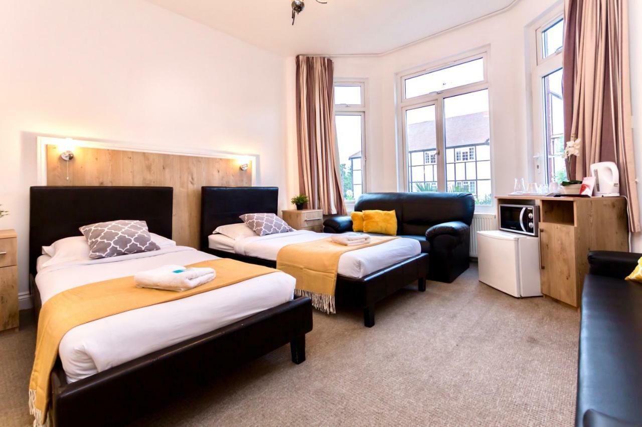 Oyo Tamtam Acton Hotel Londen Buitenkant foto